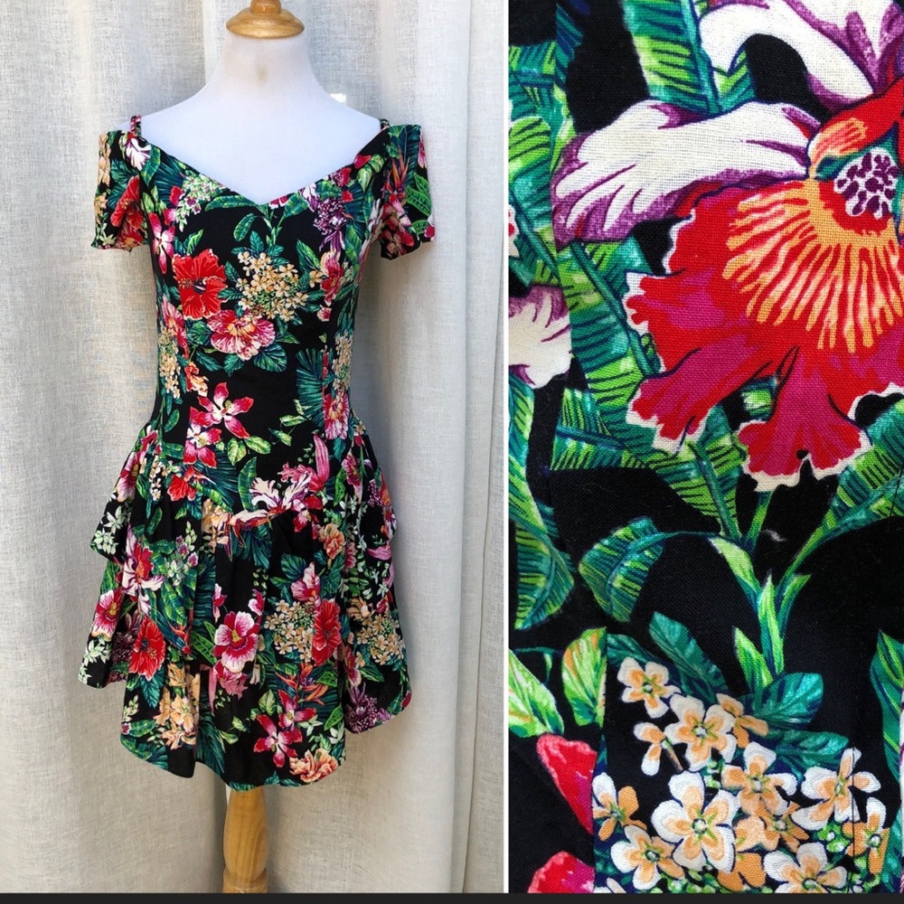 Byer Too summer multicolor cotton tropical  floral mini dress with tiered skirt